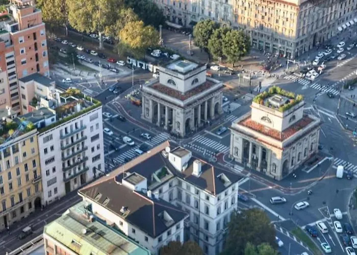 Luxury Apartment In Milan Center